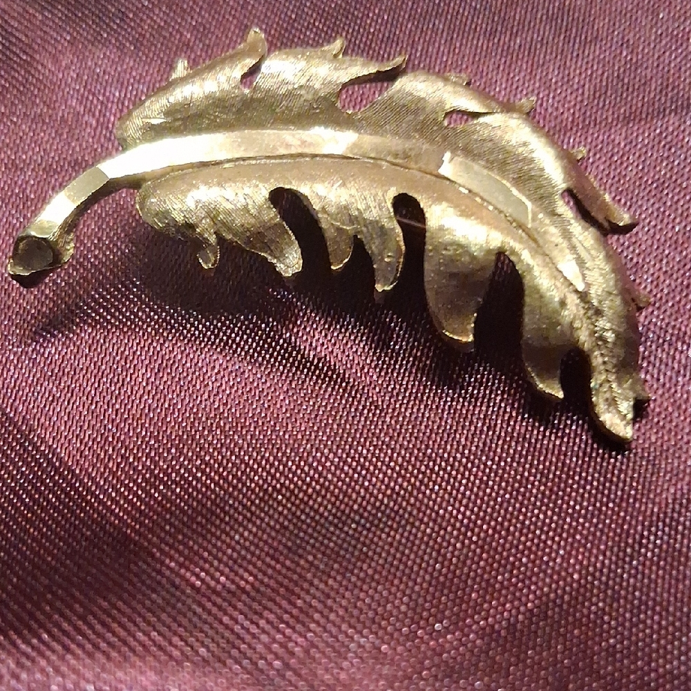Gold Leaf Brooch